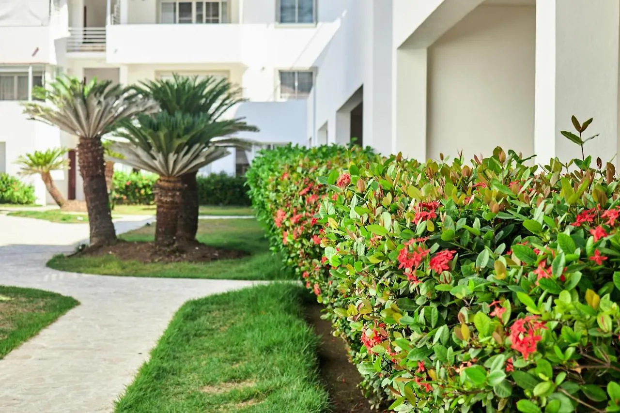 Las Terrazas Condo Punta Cana Beach - Los Corales Village Aparthotel